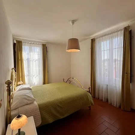 Charme Con Parcheggio Apartamento