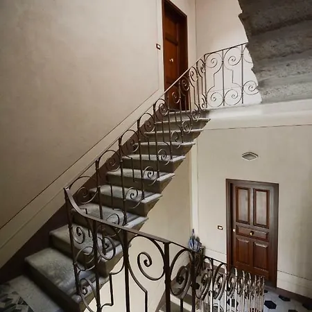 Charme Con Parcheggio Apartment Lucca